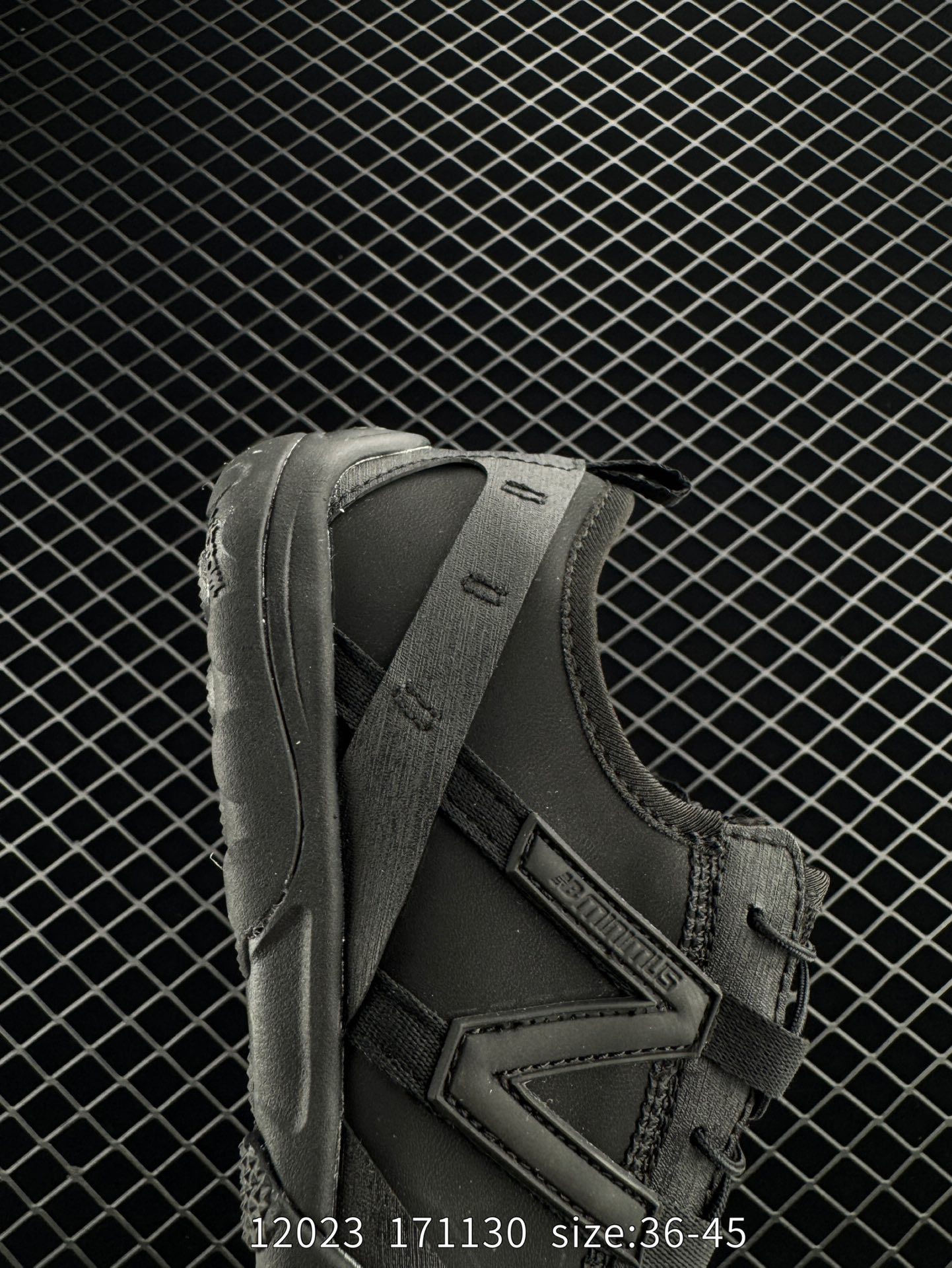 ISSEY MIYAKE/  x New Balance NB MT10O